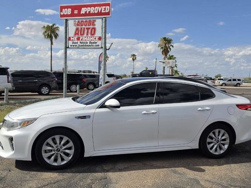 Used 2018 Kia Optima EX w/ Technology Package FWD image 1