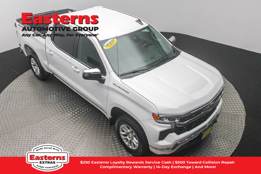 Used 2023 Chevrolet Silverado 1500 LT AWD/4WD image 4