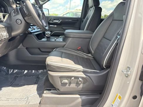 New 2026 GMC Sierra 1500 AT4X AWD/4WD image 16