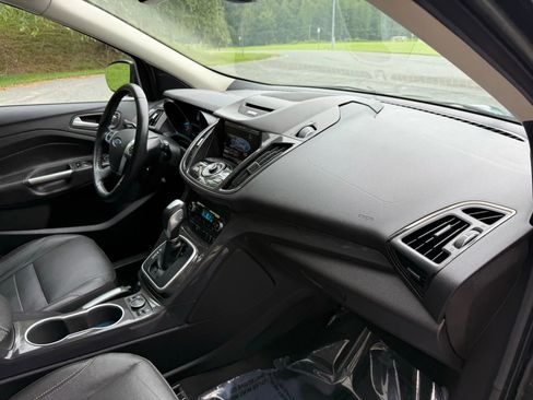Used 2014 Ford Escape Titanium w/ Equipment Group 401A image 19