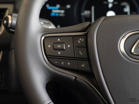 New 2026 Lexus UX 300h FWD image 22