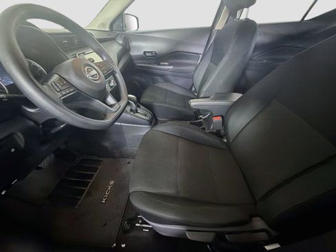 Used 2024 Nissan Kicks S FWD image 13