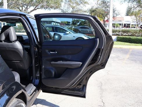 Used 2023 Nissan Ariya FWD image 30