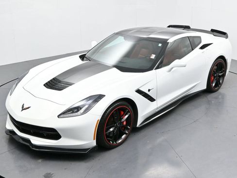 Used 2014 Chevrolet Corvette Stingray Coupe image 36