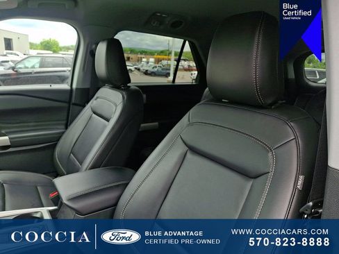 Certified 2023 Ford Explorer XLT w/ Equipment Group 202A AWD/4WD image 14