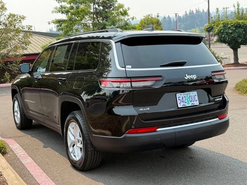 Used 2025 Jeep Grand Cherokee L Laredo w/ Luxury Tech Group I AWD/4WD image 5