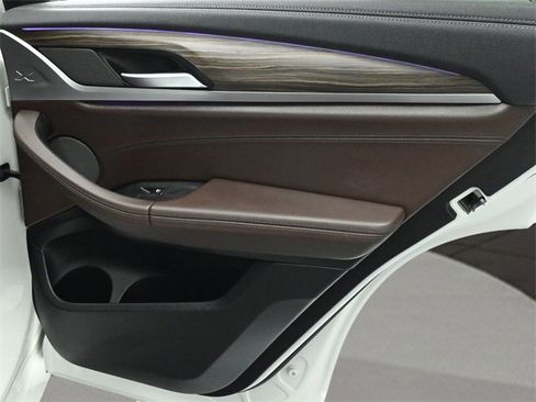 Used 2018 BMW X3 M40i w/ Premium Package image 16