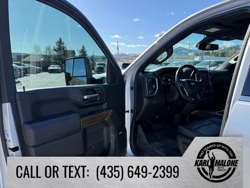 Used 2022 Chevrolet Silverado 3500 High Country w/ Safety Package II image 11