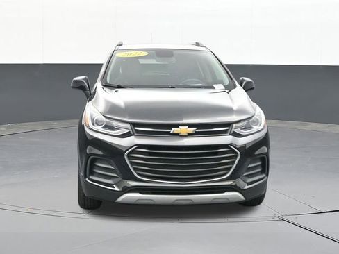 Used 2022 Chevrolet Trax LT w/ LT Convenience Package image 22