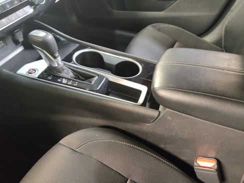 Used 2024 Nissan Altima 2.5 SV image 26