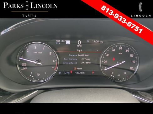 Used 2022 Buick Envision Essence w/ Technology Package II AWD/4WD image 32