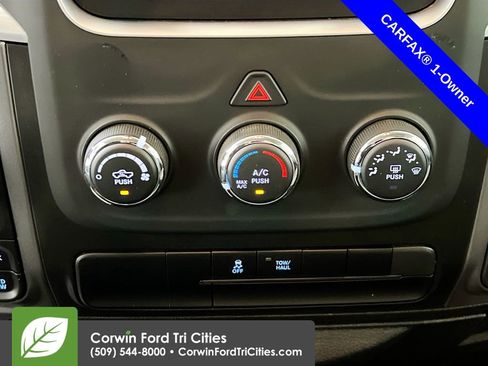 Used 2024 RAM 1500 Classic SLT AWD/4WD image 9