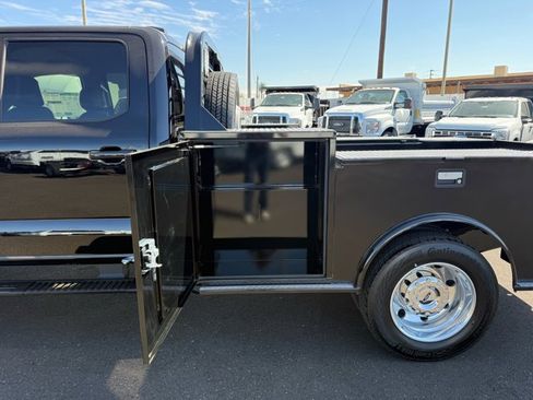 New 2026 Ford F550 4x4 Crew Cab image 11