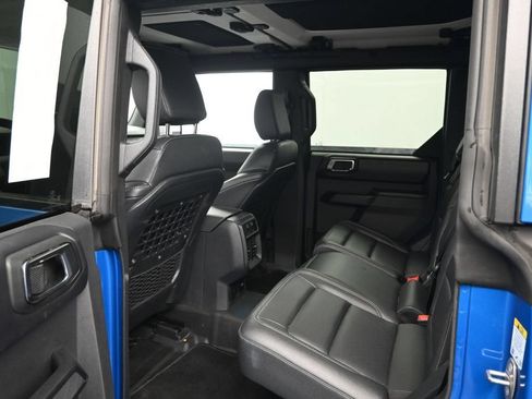 Used 2025 Ford Bronco Badlands AWD/4WD image 24