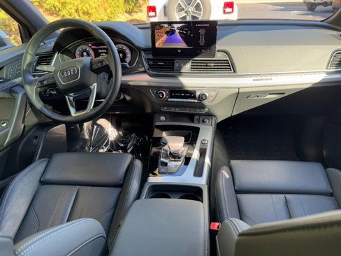 Used 2025 Audi Q5 2.0T Premium image 12
