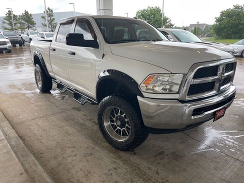 Used 2015 RAM 2500 Tradesman w/ Chrome Appearance Group AWD/4WD image 5