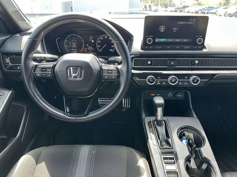 Certified 2024 Honda Civic Sport image 11