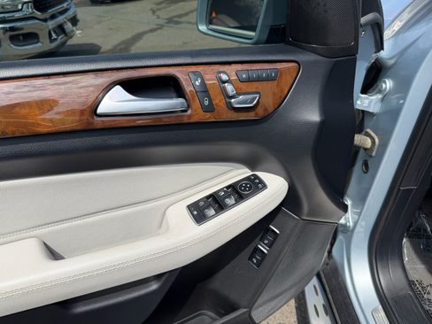 Used 2017 Mercedes-Benz GLS 450 4MATIC w/ Premium Package image 24