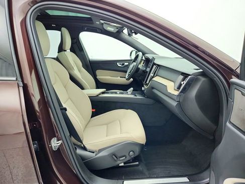 New 2026 Volvo XC60 B5 Plus w/ Climate Package image 14
