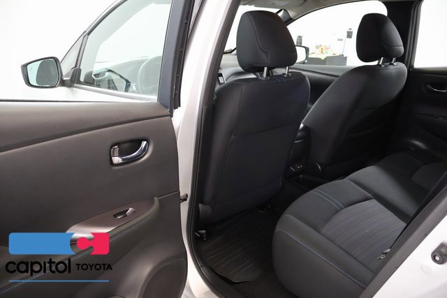 Used 2025 Nissan Leaf S FWD image 11
