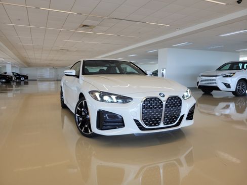 Used 2026 BMW 430i xDrive Coupe AWD/4WD image 2