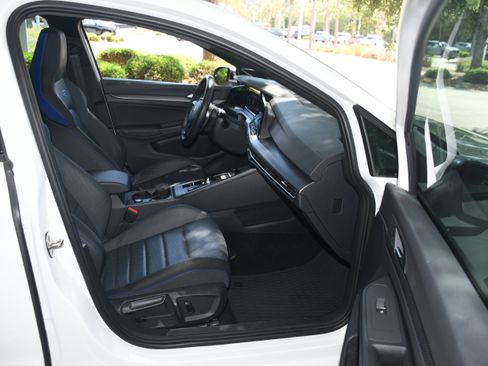 Used 2024 Volkswagen Golf R AWD/4WD image 22