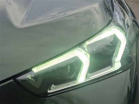 Used 2023 BMW X1 xDrive28i w/ Premium Package image 9