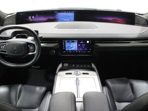 Used 2025 Lincoln Navigator Reserve w/ Jet Appearance Package AWD/4WD image 2