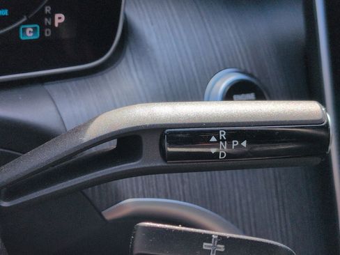 Used 2025 Mercedes-Benz C 300 Sedan image 24