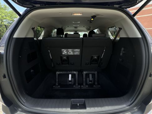 New 2026 Kia Carnival EX FWD image 36