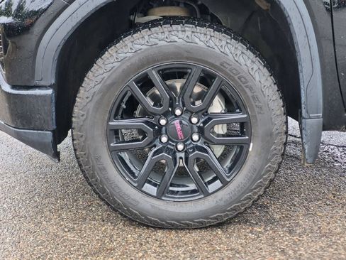 Used 2025 GMC Sierra 1500 Elevation w/ Preferred Package AWD/4WD image 14