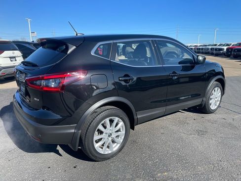 Used 2022 Nissan Rogue Sport S AWD/4WD image 4