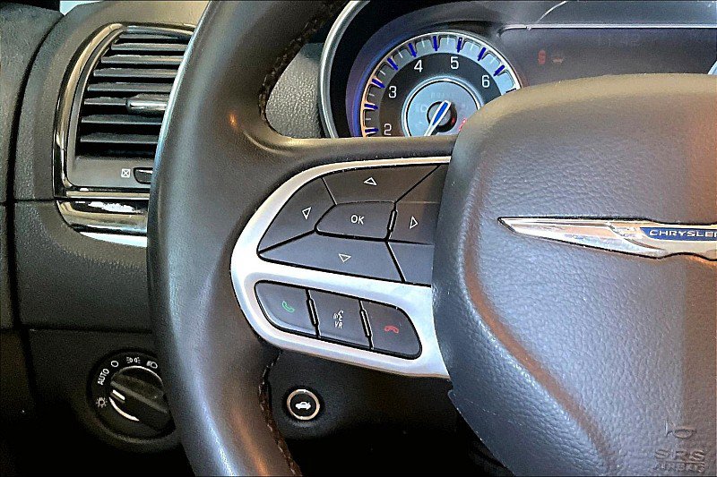 Used 2023 Chrysler 300 Touring w/ Sport Appearance Package RWD image 16