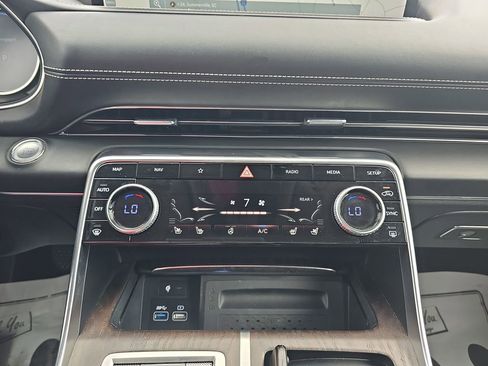 Used 2021 Genesis GV80 3.5T w/ Advanced Package 06 AWD/4WD image 29