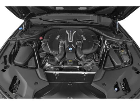 Used 2019 BMW M550i xDrive w/ Premium Package AWD/4WD image 16