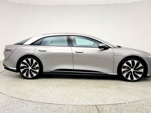 Used 2024 Lucid Air Touring image 4