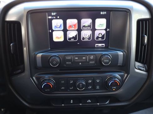 Used 2018 Chevrolet Silverado 1500 LT w/ All Star Edition AWD/4WD image 6