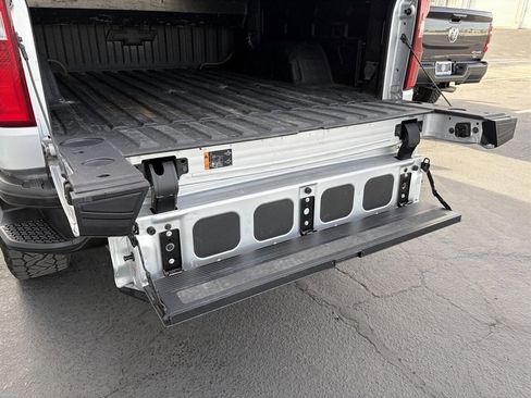 Used 2021 Chevrolet Silverado 1500 LT Trail Boss w/ Convenience Package II image 11