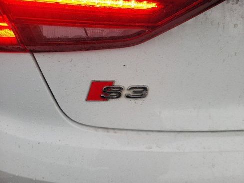 Used 2018 Audi S3 Prestige image 9