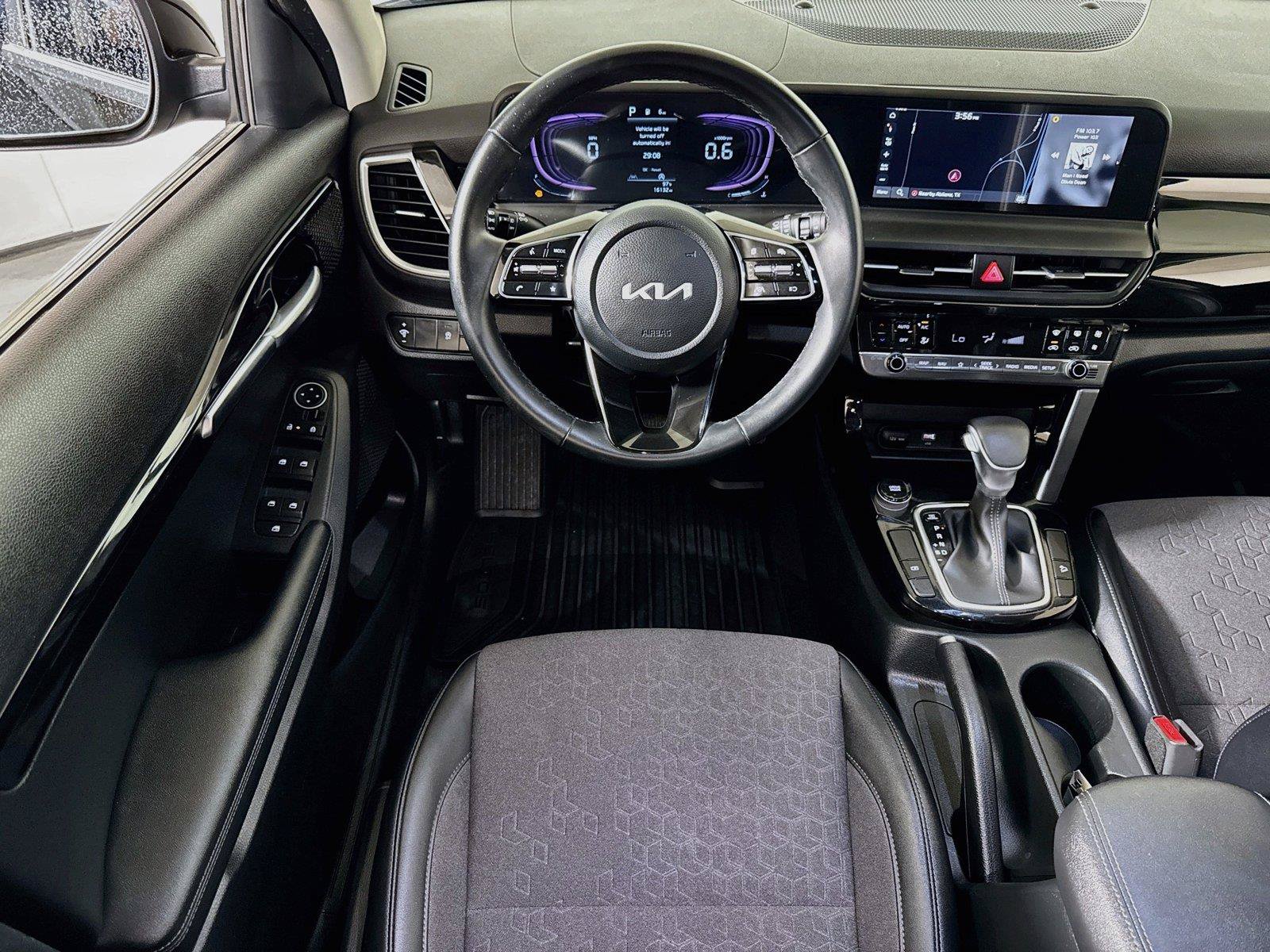 Used 2025 Kia Seltos S FWD image 19