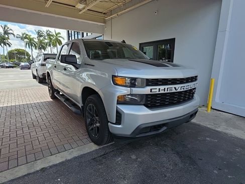 Used 2021 Chevrolet Silverado 1500 Custom w/ Rally Edition image 4