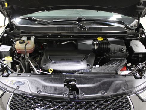 Used 2023 Chrysler Pacifica Limited image 41