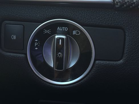 Used 2019 Mercedes-Benz GLE 43 AMG 4MATIC image 25