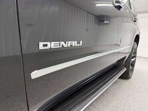Used 2016 GMC Yukon Denali w/ Open Road Package AWD/4WD image 9