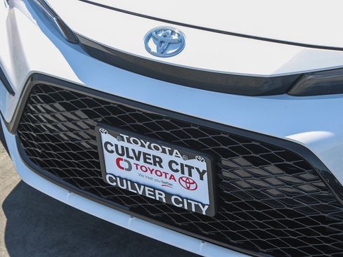 New 2026 Toyota Corolla SE image 6