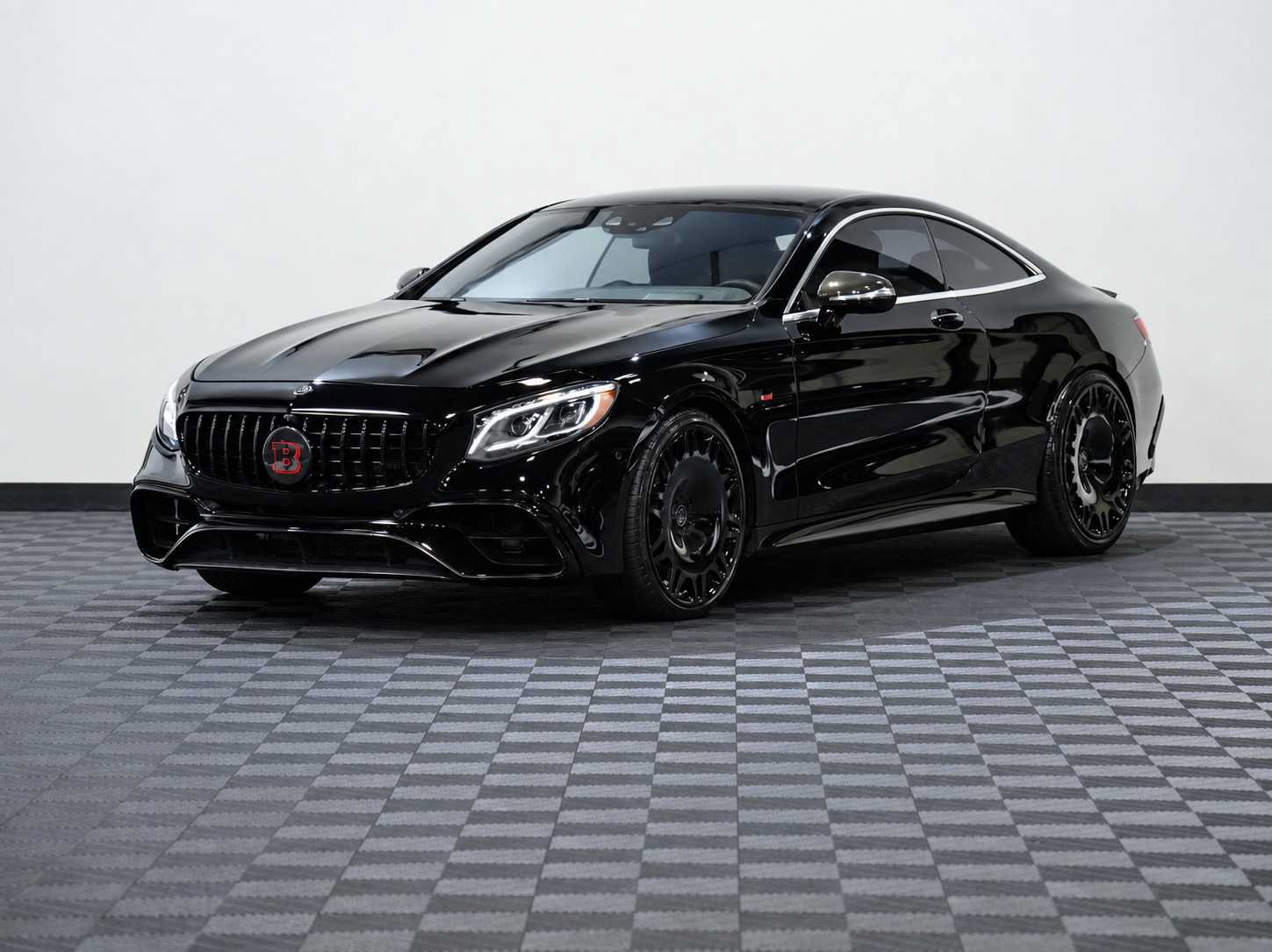 Used 2016 Mercedes-Benz S 550 4MATIC Coupe image 3