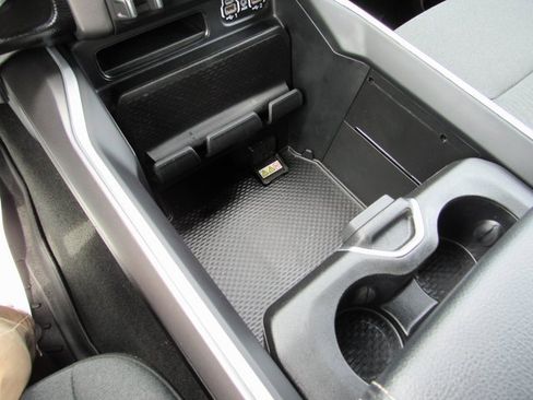 Used 2022 RAM 1500 Big Horn image 24