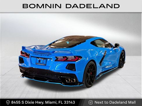 Used 2021 Chevrolet Corvette Stingray Preferred Cpe w/ Z51 Performance Package image 4