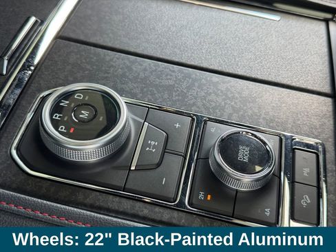 Used 2023 Ford Expedition Limited AWD/4WD image 24