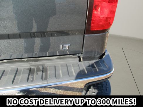 Used 2018 Chevrolet Silverado 1500 LT AWD/4WD image 30